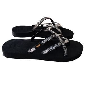 Teva EUC Olowahu Black Strappy Flip-Flops Sandals Women's 9 #6840